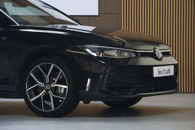 Volkswagen Passat (2025) thumbnail 5