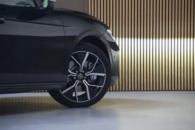 Volkswagen Passat (2025) thumbnail 6
