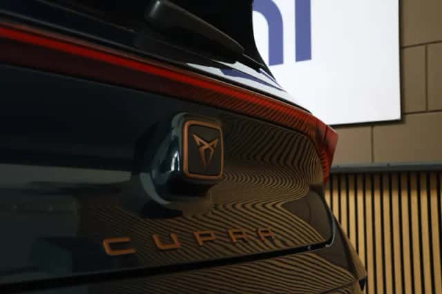 CUPRA Born (2022) thumbnail 6