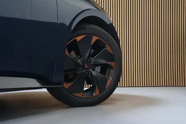 CUPRA Born (2022) thumbnail 10