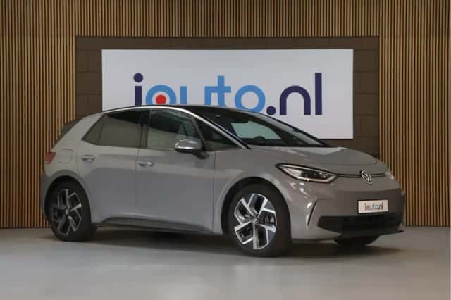 Volkswagen ID.3 (2024) thumbnail 3