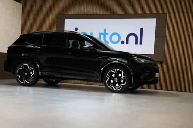 Volkswagen Tiguan (2025) thumbnail 7