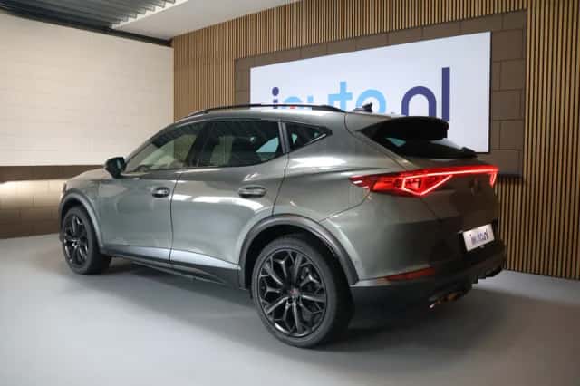 CUPRA Formentor (2023) thumbnail 5
