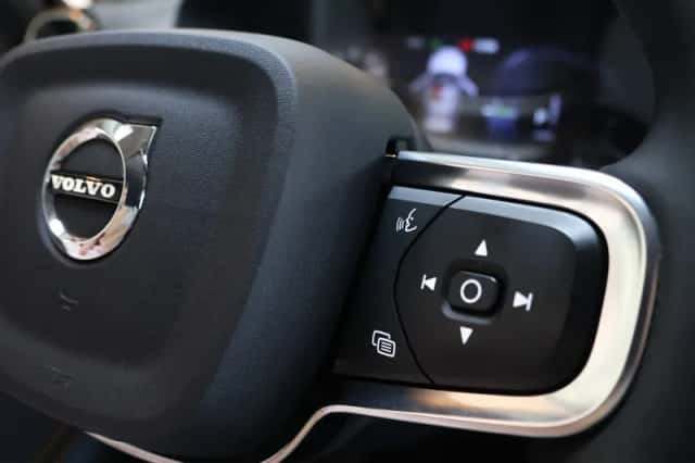 Volvo XC40 (2022) thumbnail 14