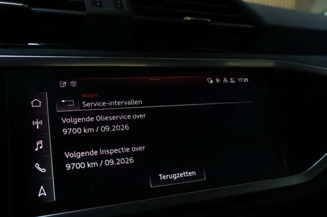 Audi Q3 (2022) thumbnail 14