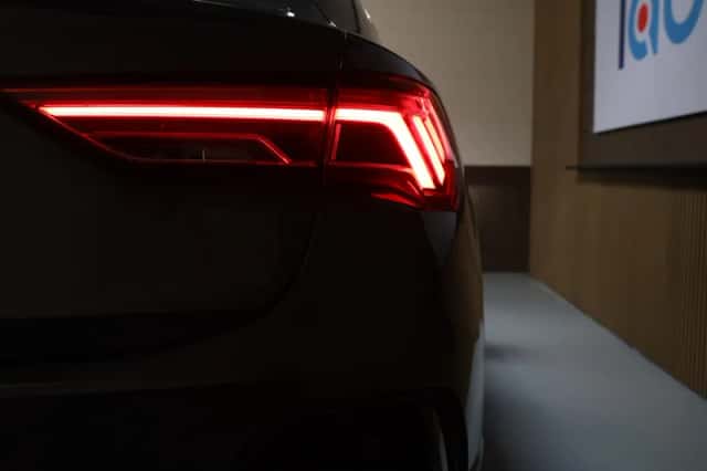 Audi Q3 (2022) thumbnail 7