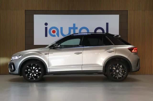 Volkswagen T-Roc (2022) thumbnail 2