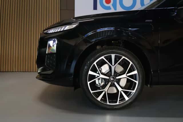 Audi Q3 (2026) thumbnail 6