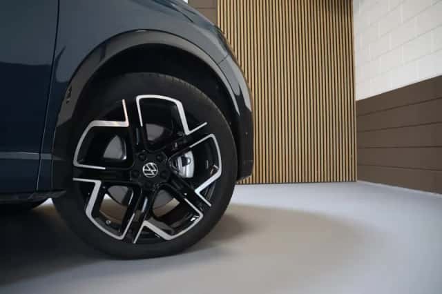 Volkswagen Tiguan (2025) thumbnail 8