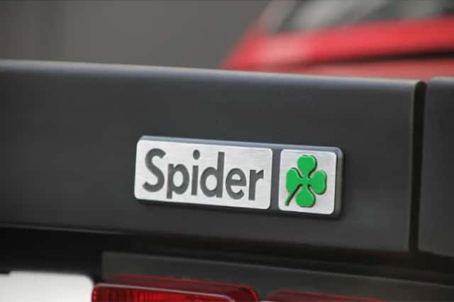 Alfa Romeo Spider (1989) thumbnail 13