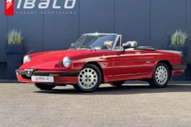 Alfa Romeo Spider (1989) thumbnail 40