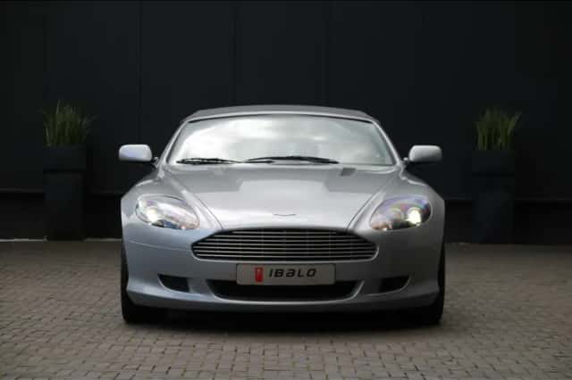 Aston Martin DB9 (2006) thumbnail 18