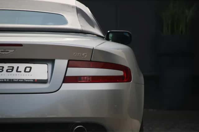 Aston Martin DB9 (2006) thumbnail 27