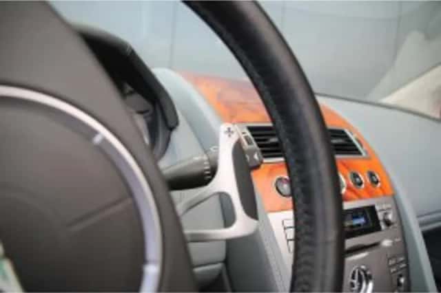 Aston Martin DB9 (2006) thumbnail 45