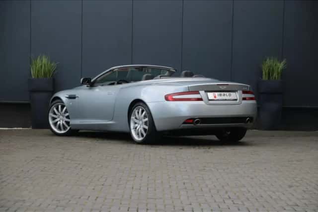 Aston Martin DB9 (2006) thumbnail 9
