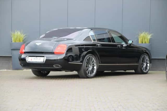 Bentley Flying Spur (2006) thumbnail 2