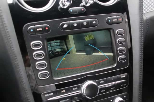 Bentley Flying Spur (2006) thumbnail 21