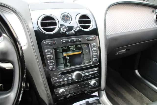 Bentley Flying Spur (2006) thumbnail 40