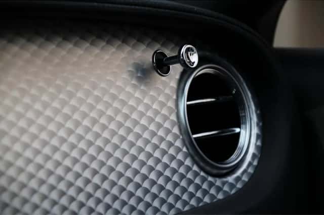 Bentley Flying Spur (2006) thumbnail 42