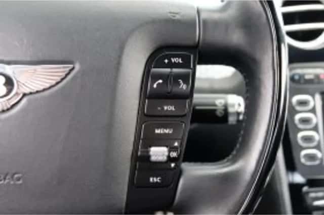 Bentley Flying Spur (2006) thumbnail 73