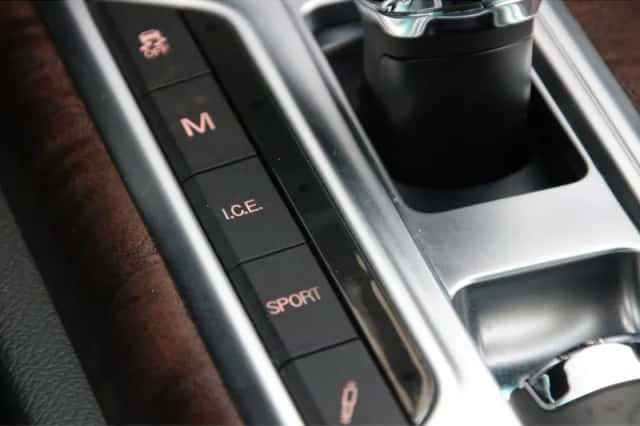 Maserati Quattroporte (2014) thumbnail 19