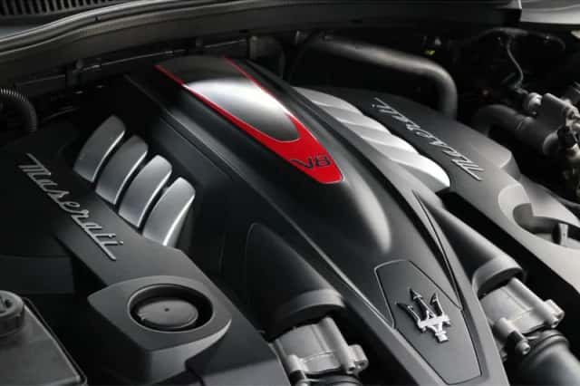 Maserati Quattroporte (2014) thumbnail 33