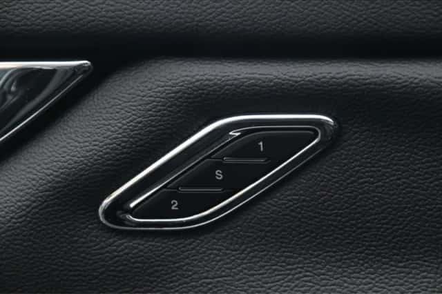 Maserati Quattroporte (2014) thumbnail 40