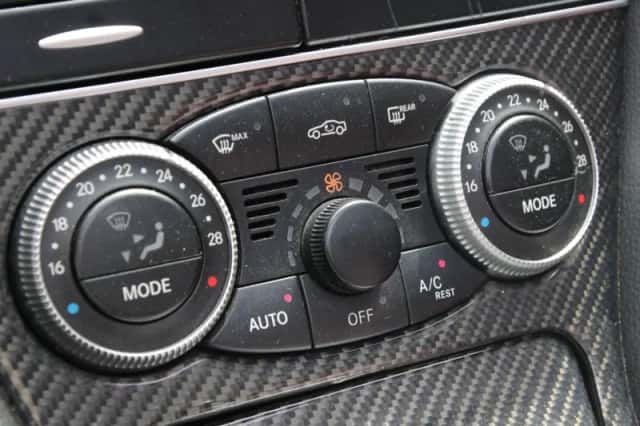 Mercedes-Benz SL-Klasse (2009) thumbnail 27