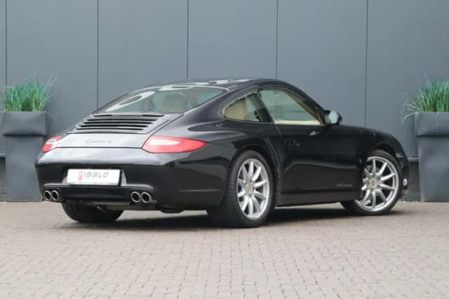 Porsche 911 (2010) thumbnail 3