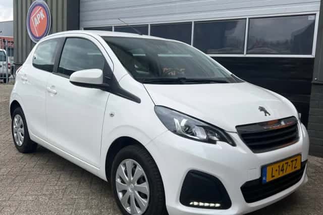 Peugeot 108 (2021) thumbnail 5