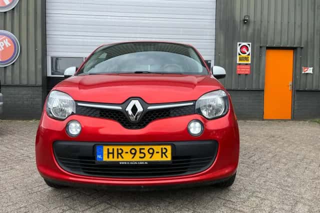 Renault Twingo (2015) thumbnail 1