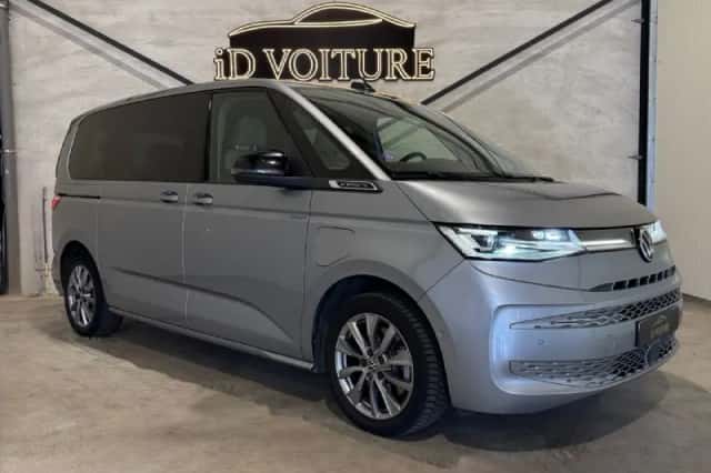 Volkswagen Multivan (2020) thumbnail 1