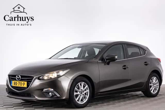 Mazda 3 (2016) thumbnail 1