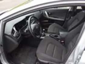 Kia Cee'd (2017) thumbnail 13