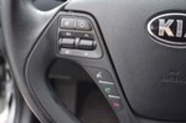 Kia Cee'd (2017) thumbnail 18