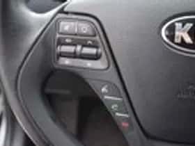 Kia Cee'd (2017) thumbnail 19