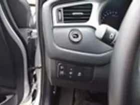 Kia Cee'd (2017) thumbnail 21