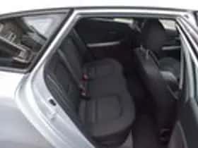 Kia Cee'd (2017) thumbnail 31