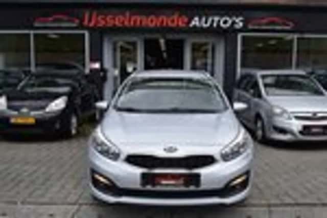 Kia Cee'd (2017) thumbnail 5