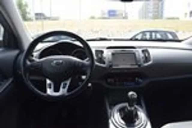 Kia Sportage (2015) thumbnail 12