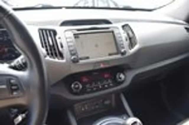 Kia Sportage (2015) thumbnail 24