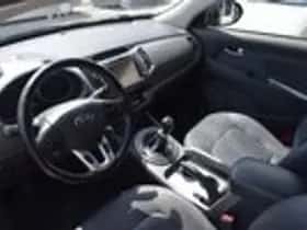 Kia Sportage (2015) thumbnail 4