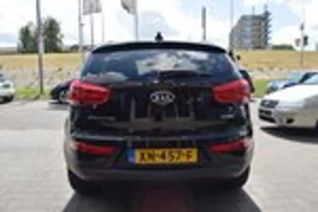 Kia Sportage (2015) thumbnail 9