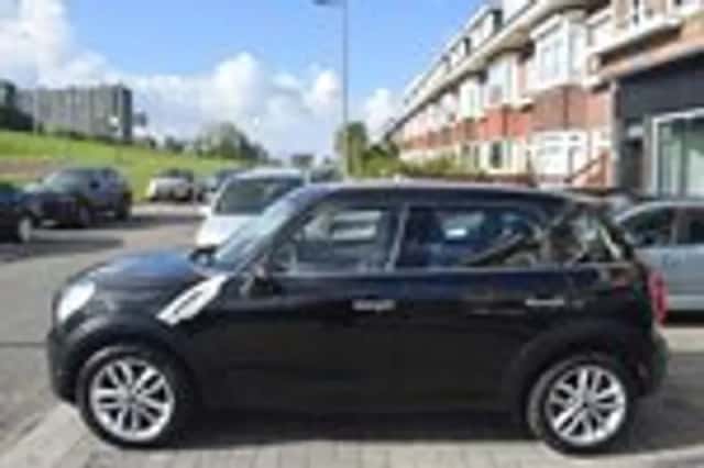MINI Countryman (2012) thumbnail 11