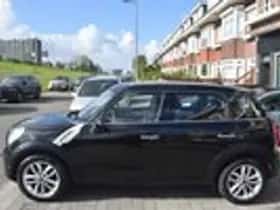 MINI Countryman (2012) thumbnail 11
