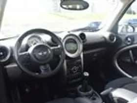 MINI Countryman (2012) thumbnail 13