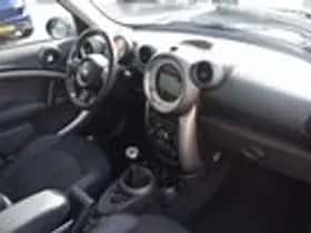 MINI Countryman (2012) thumbnail 18