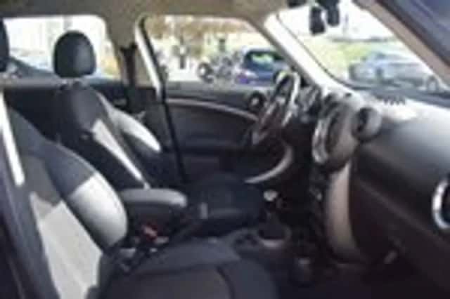 MINI Countryman (2012) thumbnail 19