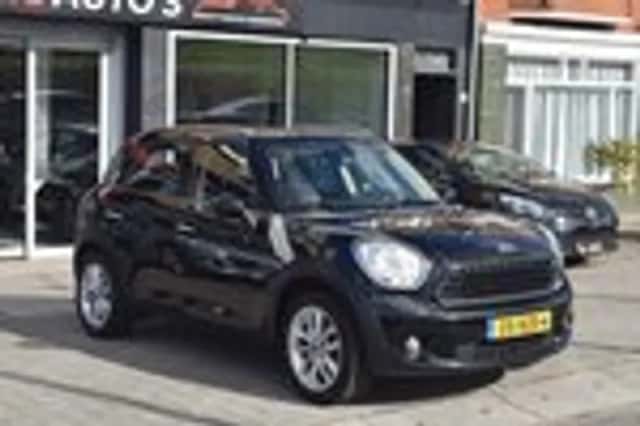 MINI Countryman (2012) thumbnail 6