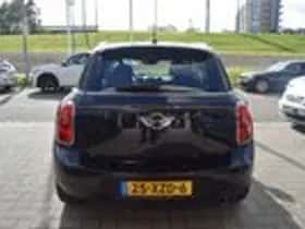 MINI Countryman (2012) thumbnail 9
